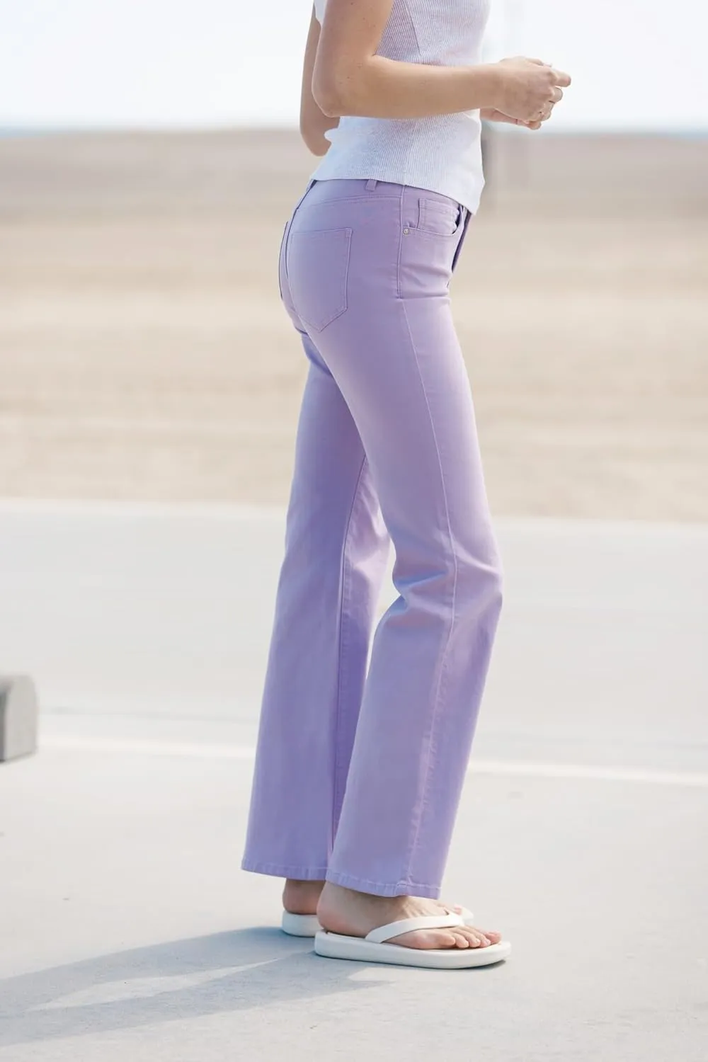 KHAKI & BLUE Women's The Everyday Garment-Dyed Flare Jeans – Soft Stretchy High Rise Comfy Casual Pants