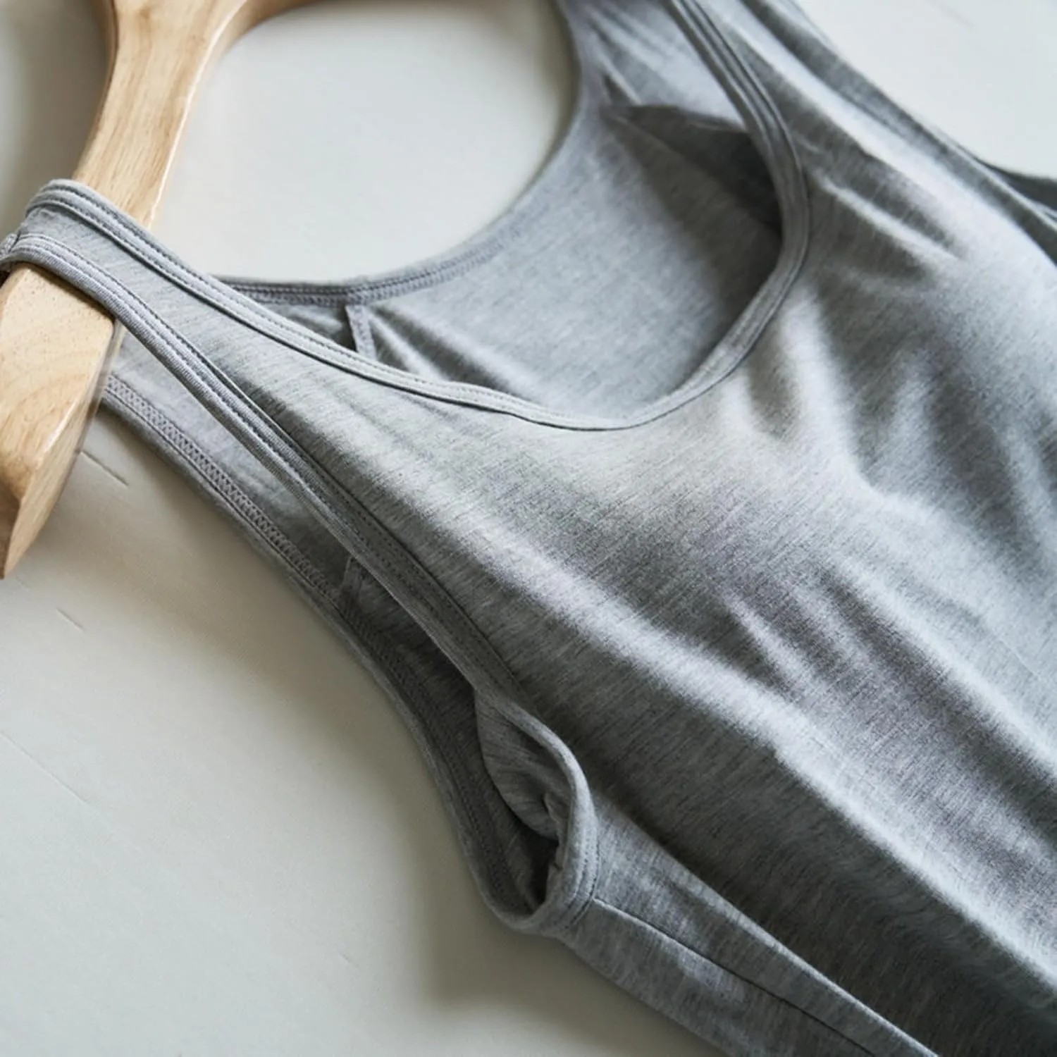 Tank Top with Built in Bra for Women Plus Size Spaghetti Strap Camisole Tops Sports Bras Yoga Shirts Workout Blouses