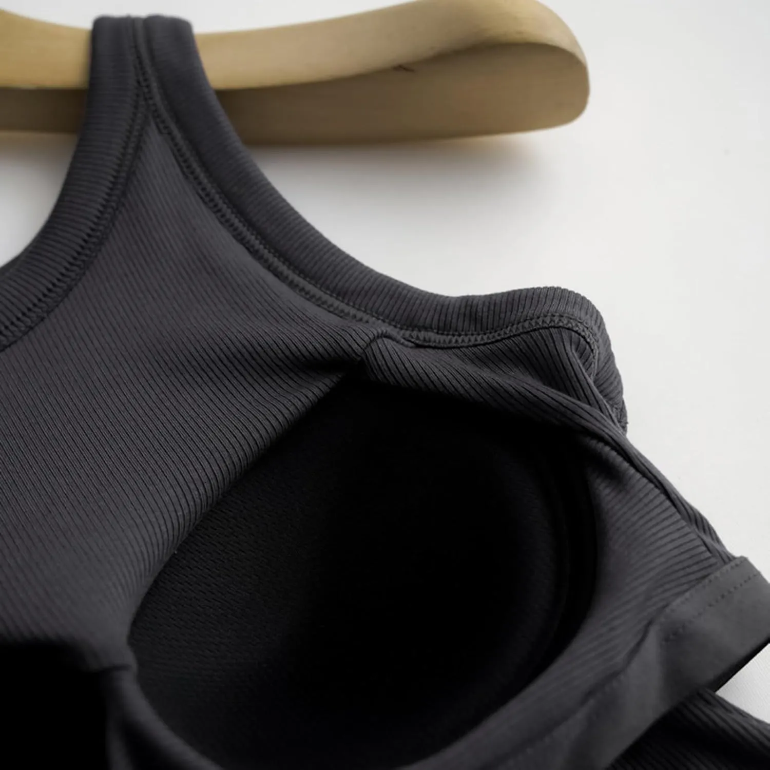 Women Tank Tops Shelf Bra Summer Cotton Basic Padded Yoga Rib Camisoles for Casual Workout Outfits Undershirts Cami